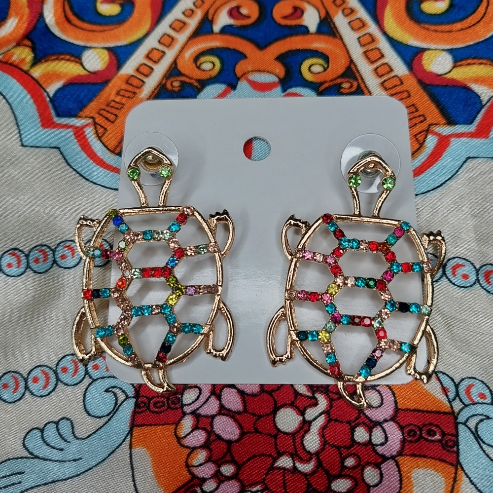 "Tortuga" Oversized Studs